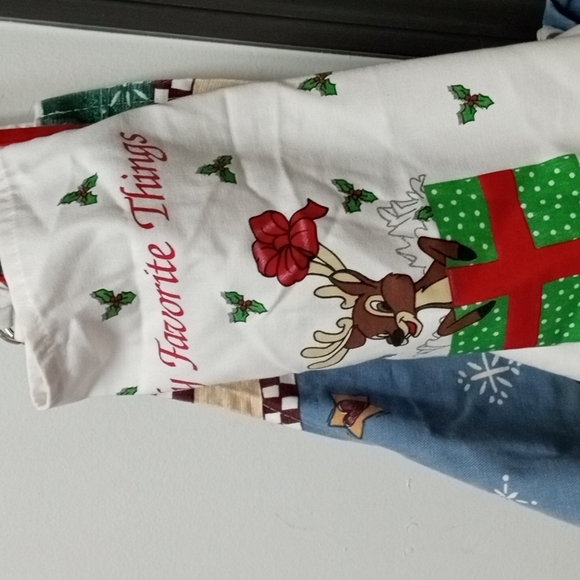 Aprons - Picture 8 of 8